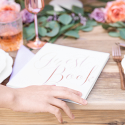 Gstebog Hvid / Rosa Guld 22 Sider