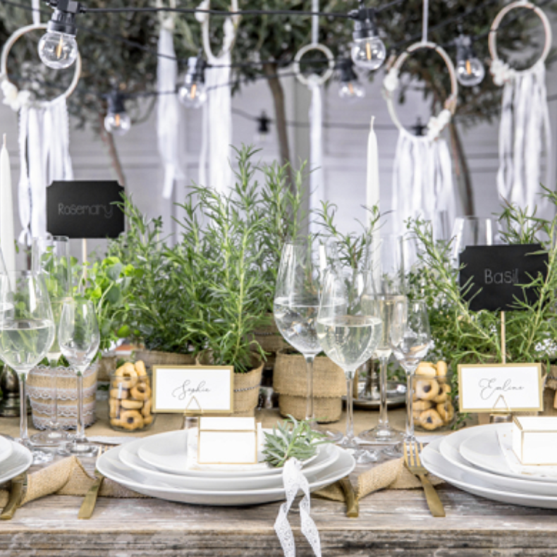 Gaveske Med Gulddetaljer 