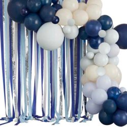 Bl / Hvid / Cremefarve Ballonbue Med Backdrop / Streamers 